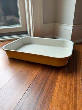 Vintage West Bend Enamelware Yellow / Gold 9 x 13 Pan